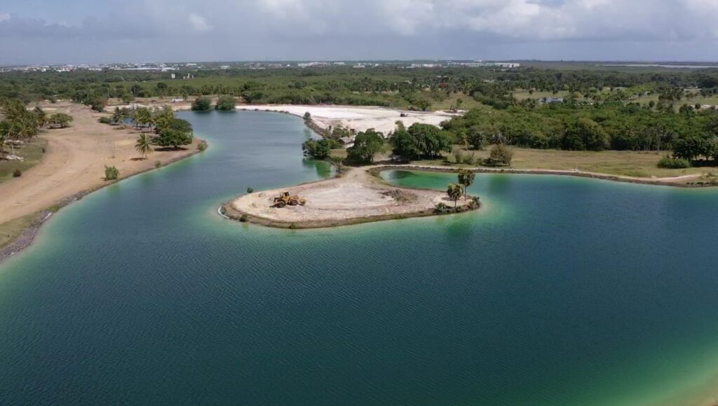 obras coral golf resort
